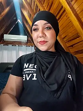 AmbarBurhan online show from February 14, 2026, 4:40 pm