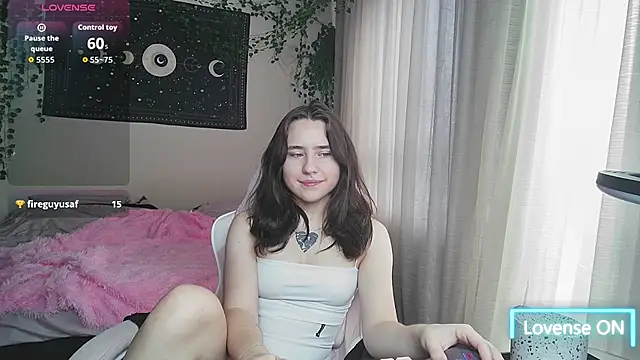 Aurora workerr online show from October 13, 2025, 4:14 am