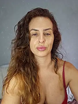 Snapshot of Nina_Sport chatting on February 3, 2026, 8:25 pm Nina Sport online show from February 3, 2026, 8:25 pm