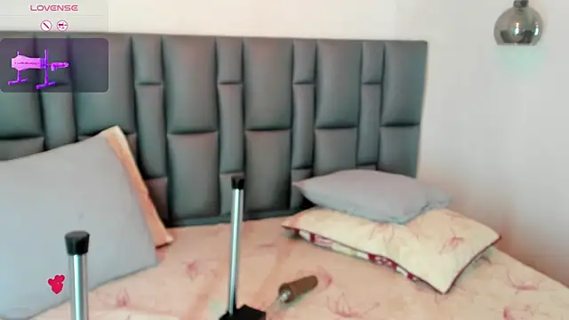 Snapshot of Abbyadams chatting on November 20, 2025, 3:07 am Abbyadams online show from November 20, 2025, 3:07 am