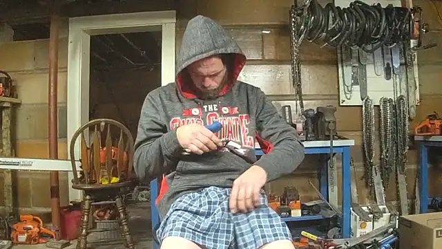 Snapshot of Bigoleslong98765 chatting on December 17, 2025, 2:22 pm Bigoleslong98765 online show from December 17, 2025, 2:22 pm