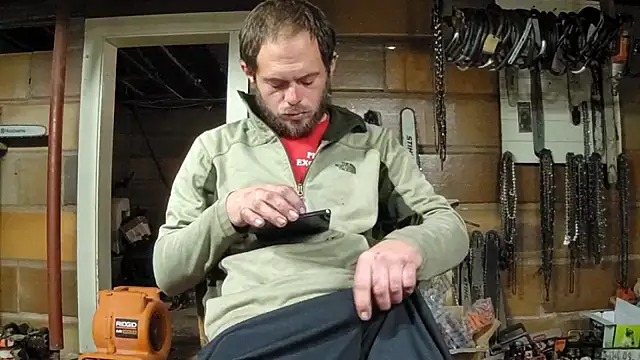 Snapshot of Bigoleslong98765 chatting on November 21, 2025, 6:23 am Bigoleslong98765 online show from November 21, 2025, 6:23 am