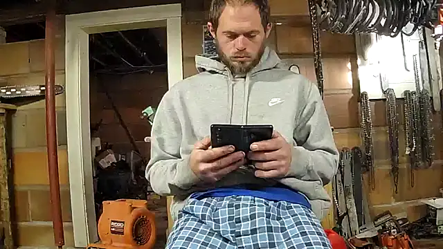 Snapshot of Bigoleslong98765 chatting on November 13, 2025, 9:08 pm Bigoleslong98765 online show from November 13, 2025, 9:08 pm