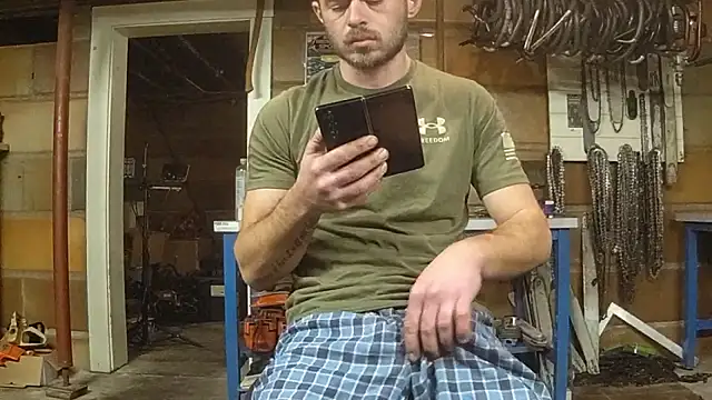 Bigoleslong98765 online show from January 10, 2026, 7:15 am