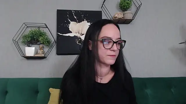 Snapshot of IzabelllNoir chatting on February 9, 2026, 11:52 am IzabelllNoir online show from February 9, 2026, 11:52 am