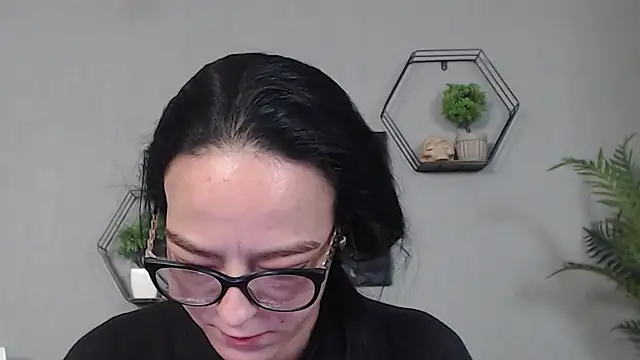 Snapshot of IzabelllNoir chatting on January 11, 2026, 9:38 am IzabelllNoir online show from January 11, 2026, 9:38 am