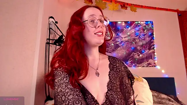 Snapshot of VanessaLincum chatting on November 1, 2025, 6:41 am VanessaLincum online show from November 1, 2025, 6:41 am