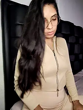 Snapshot of Anifer chatting on October 30, 2025, 10:13 am Anifer online show from October 30, 2025, 10:13 am