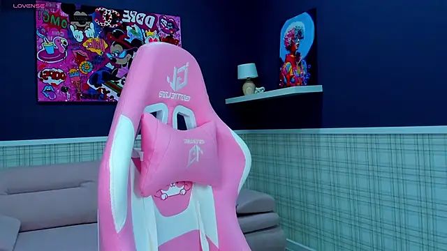 Angel Sapphire  online show from March 9, 2025, 12:53 pm