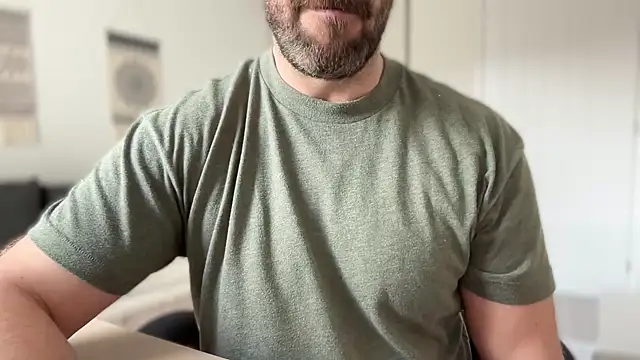 Mr Beef online show from March 14, 2025, 12:40 pm