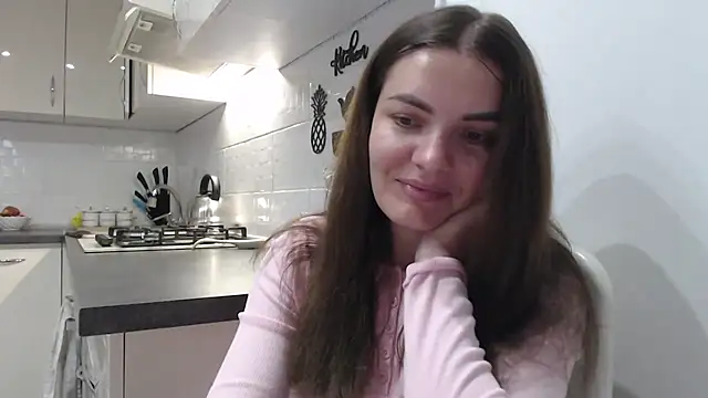 Snapshot of _JustmeHere_ chatting on June 3, 2026, 4:33 pm JustmeHere online show from June 3, 2026, 4:33 pm