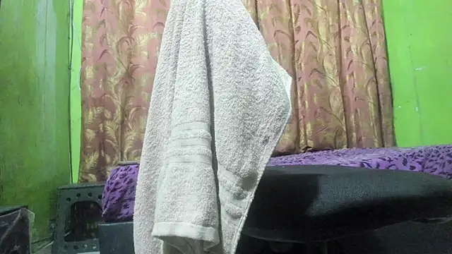 Brenda Smith69 online show from December 4, 2025, 11:04 pm