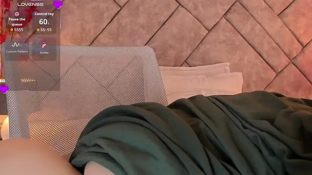 Snapshot of anna-henao chatting on November 8, 2025, 7:06 pm anna-henao online show from November 8, 2025, 7:06 pm