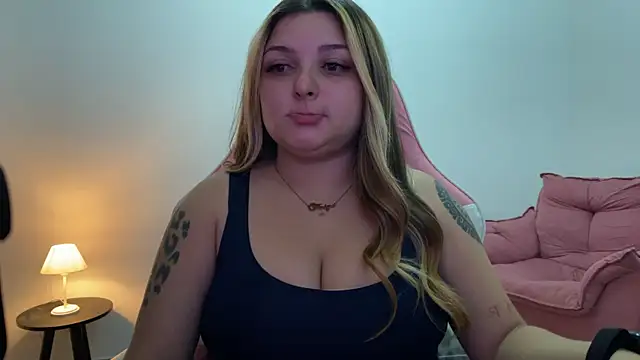 SweetPaige  online show from May 9, 2026, 11:30 pm