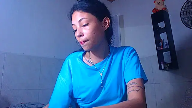 Snapshot of harry_lia_ chatting on June 30, 2026, 7:30 am harry lia online show from June 30, 2026, 7:30 am