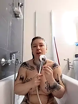 divine eve online show from March 31, 2026, 4:31 pm