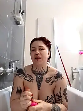 divine eve online show from April 16, 2026, 9:54 am