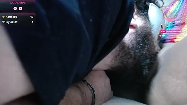 Snapshot of Sexapoly1 chatting on November 30, 2025, 10:05 am Sexapoly1 online show from November 30, 2025, 10:05 am