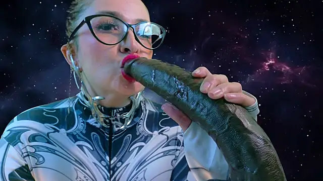 helenas fantasy online show from April 15, 2026, 6:30 am