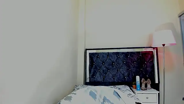 Snapshot of Gabriela_Brown chatting on October 15, 2025, 3:53 pm Gabriela Brown online show from October 15, 2025, 3:53 pm