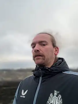 Snapshot of terryhawk chatting on January 19, 2025, 9:33 am terryhawk online show from January 19, 2025, 9:33 am