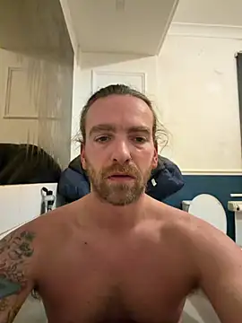 Snapshot of terryhawk chatting on November 1, 2025, 6:57 pm terryhawk online show from November 1, 2025, 6:57 pm