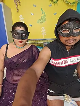 Snapshot of OrgsmMust chatting on December 2, 2025, 6:42 pm OrgsmMust online show from December 2, 2025, 6:42 pm