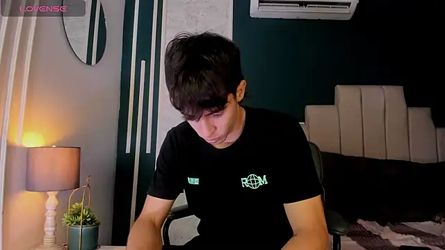 Snapshot of AlessandroDybala chatting on January 12, 2026, 12:34 pm AlessandroDybala online show from January 12, 2026, 12:34 pm