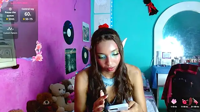 Snapshot of sensitive_brunette chatting on November 20, 2025, 12:11 am sensitive brunette online show from November 20, 2025, 12:11 am