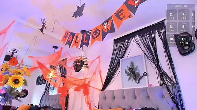 Tom cooper  online show from October 26, 2025, 12:27 pm