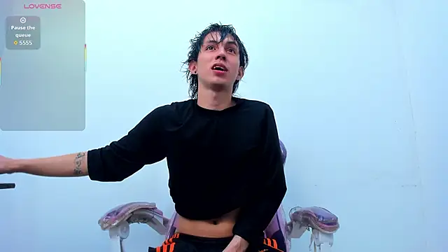 JeanRam18 online show from October 29, 2025, 7:02 pm