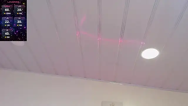 candy lux  online show from March 11, 2026, 9:09 pm