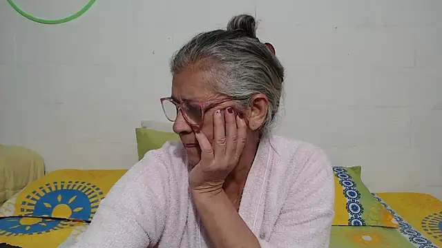 candy mature  online show from February 14, 2026, 11:49 pm