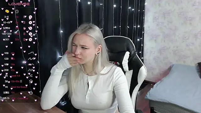 VikaPowers online show from January 6, 2025, 11:18 am