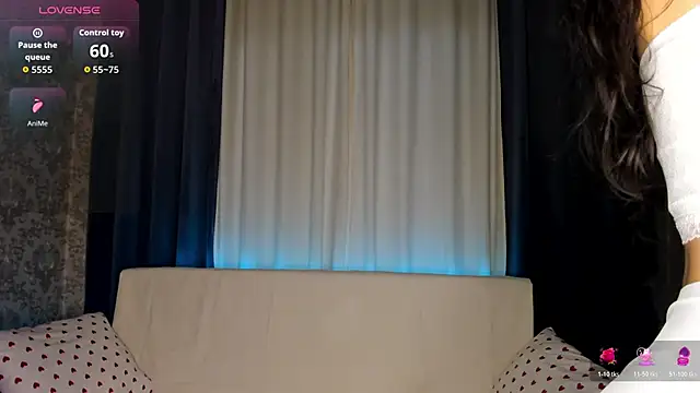 Snapshot of KatyxGold chatting on November 13, 2025, 6:17 am KatyxGold online show from November 13, 2025, 6:17 am