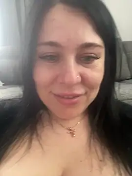 Snapshot of CuteNata chatting on March 17, 2025, 11:31 am CuteNata online show from March 17, 2025, 11:31 am