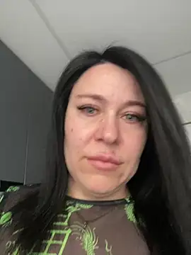 Snapshot of CuteNata chatting on March 3, 2025, 9:13 am CuteNata online show from March 3, 2025, 9:13 am