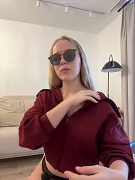 Little Forest ELF online show from November 2, 2025, 5:56 am