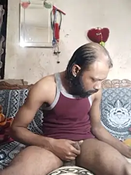 BadBoySmoker7070 online show from February 20, 2026, 3:14 am