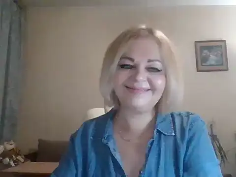 Snapshot of SofiyaPetrova chatting on November 18, 2025, 3:26 pm SofiyaPetrova online show from November 18, 2025, 3:26 pm