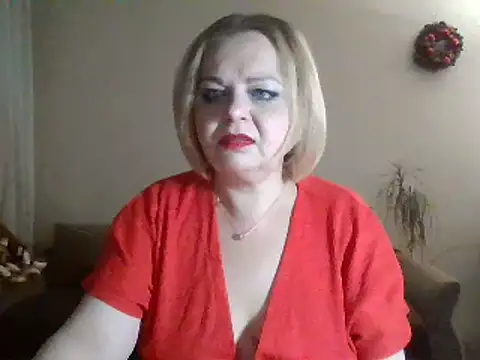 Snapshot of SofiyaPetrova chatting on February 23, 2025, 7:17 pm SofiyaPetrova online show from February 23, 2025, 7:17 pm