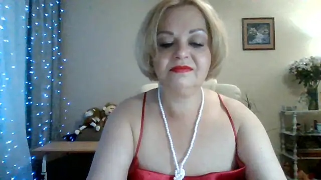 Snapshot of SofiyaPetrova chatting on May 28, 2026, 6:03 pm SofiyaPetrova online show from May 28, 2026, 6:03 pm