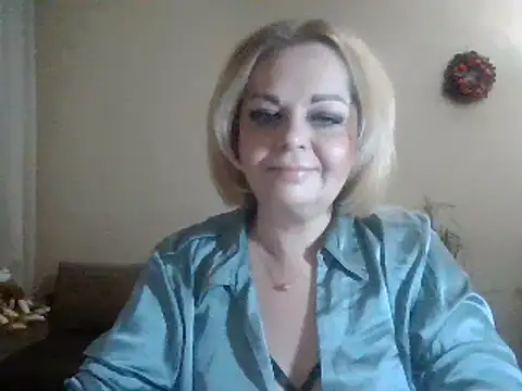 Snapshot of SofiyaPetrova chatting on February 11, 2025, 4:13 pm SofiyaPetrova online show from February 11, 2025, 4:13 pm