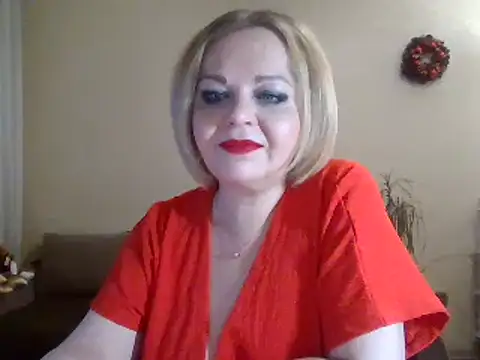 Snapshot of SofiyaPetrova chatting on February 23, 2025, 4:13 pm SofiyaPetrova online show from February 23, 2025, 4:13 pm