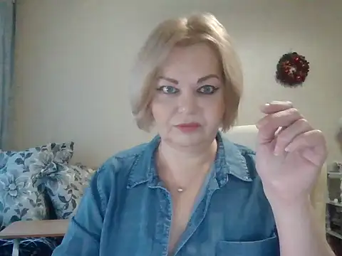 SofiyaPetrova online show from January 14, 2026, 6:06 am