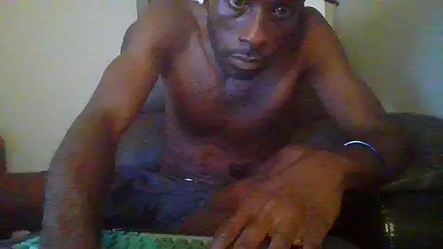 Snapshot of razzynolight chatting on July 10, 2026, 2:33 am razzynolight online show from July 10, 2026, 2:33 am