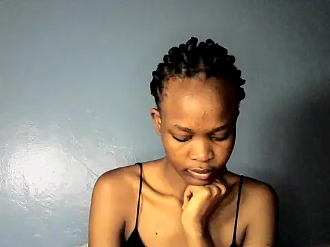 Snapshot of cyberbunnie chatting on December 9, 2024, 11:56 pm cyberbunnie online show from December 9, 2024, 11:56 pm