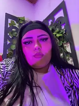 Snapshot of moon_sunflower chatting on October 29, 2025, 4:55 am moon sunflower online show from October 29, 2025, 4:55 am