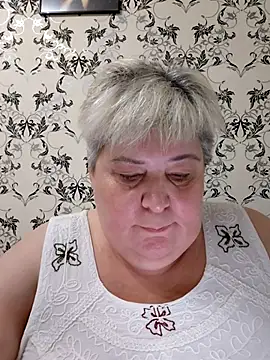 Baunti5555 online show from October 29, 2025, 8:35 am