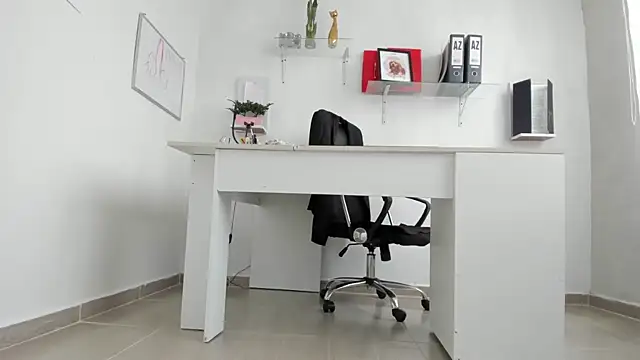 susana monroy online show from November 27, 2025, 4:18 pm